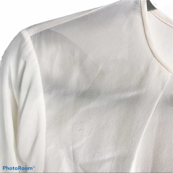 Diane Von Furstenberg tie front key hole top - Picture 8 of 12